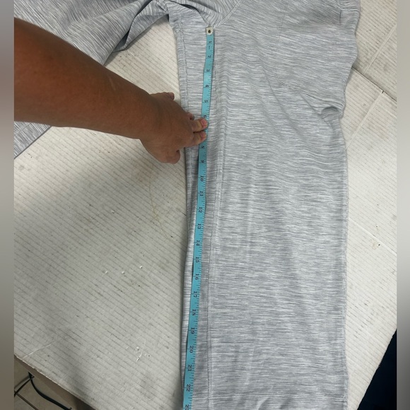 Lululemon Athletica Light Gray white High Rise Wide-Leg Yoga Workout Pants SZ 8 - Picture 10 of 12